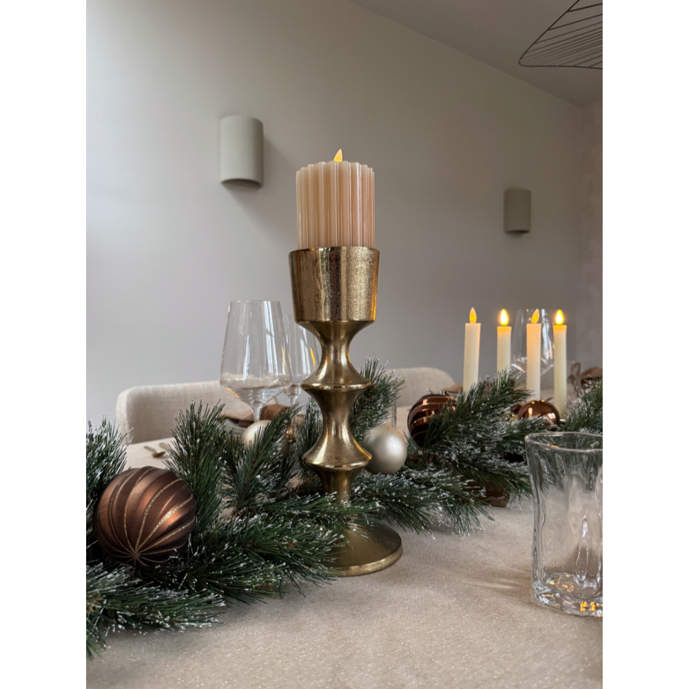 Glendon kerstguirlande | groen met bevroren details | 270cm