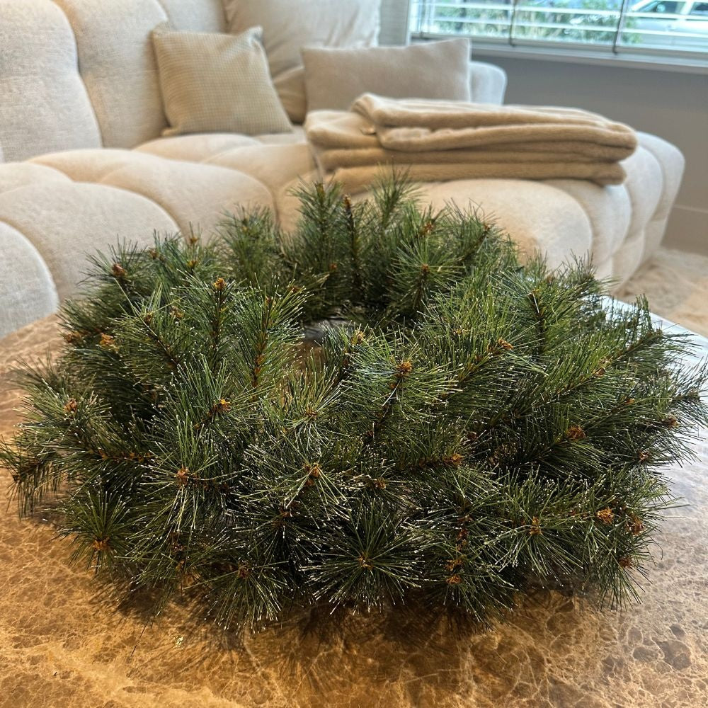 Glendon kerstkrans | groen met bevroren details | 45cm
