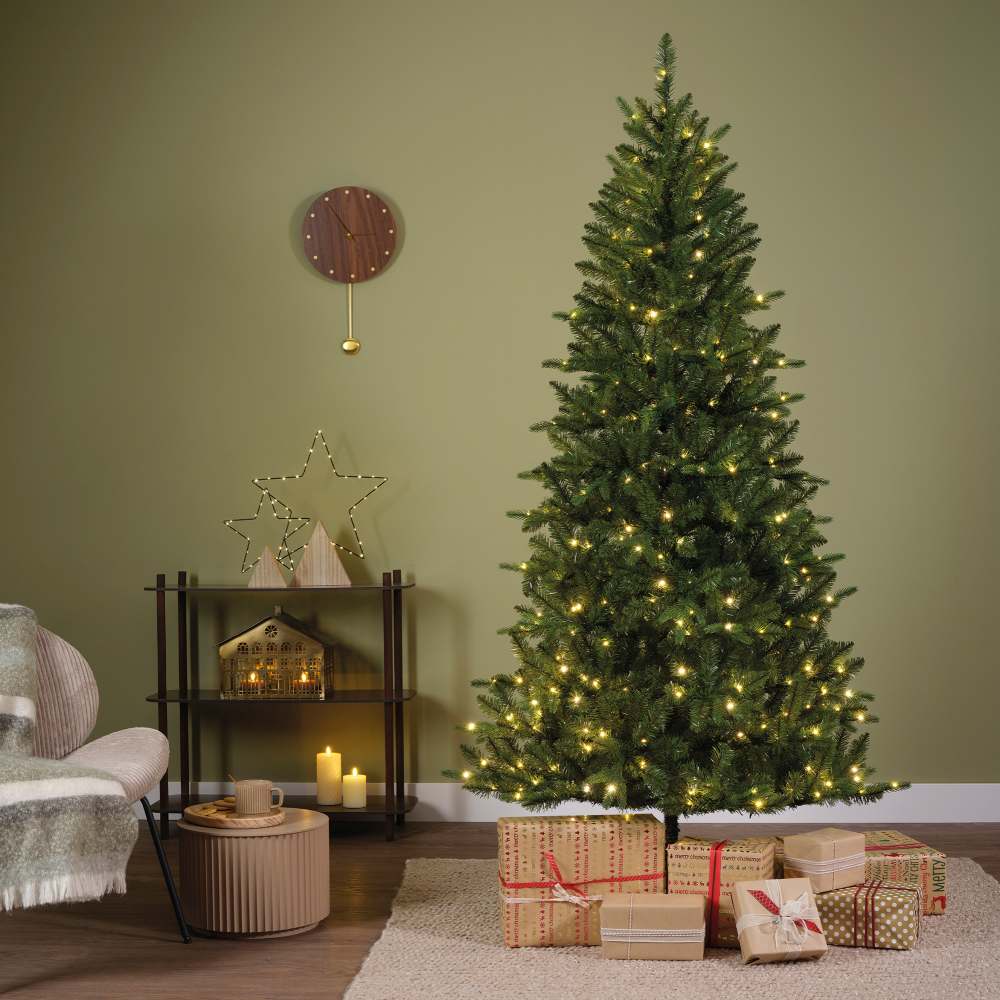 Bretton Fir kunstkerstboom 240xø121cm | groen met 500 LED lampjes