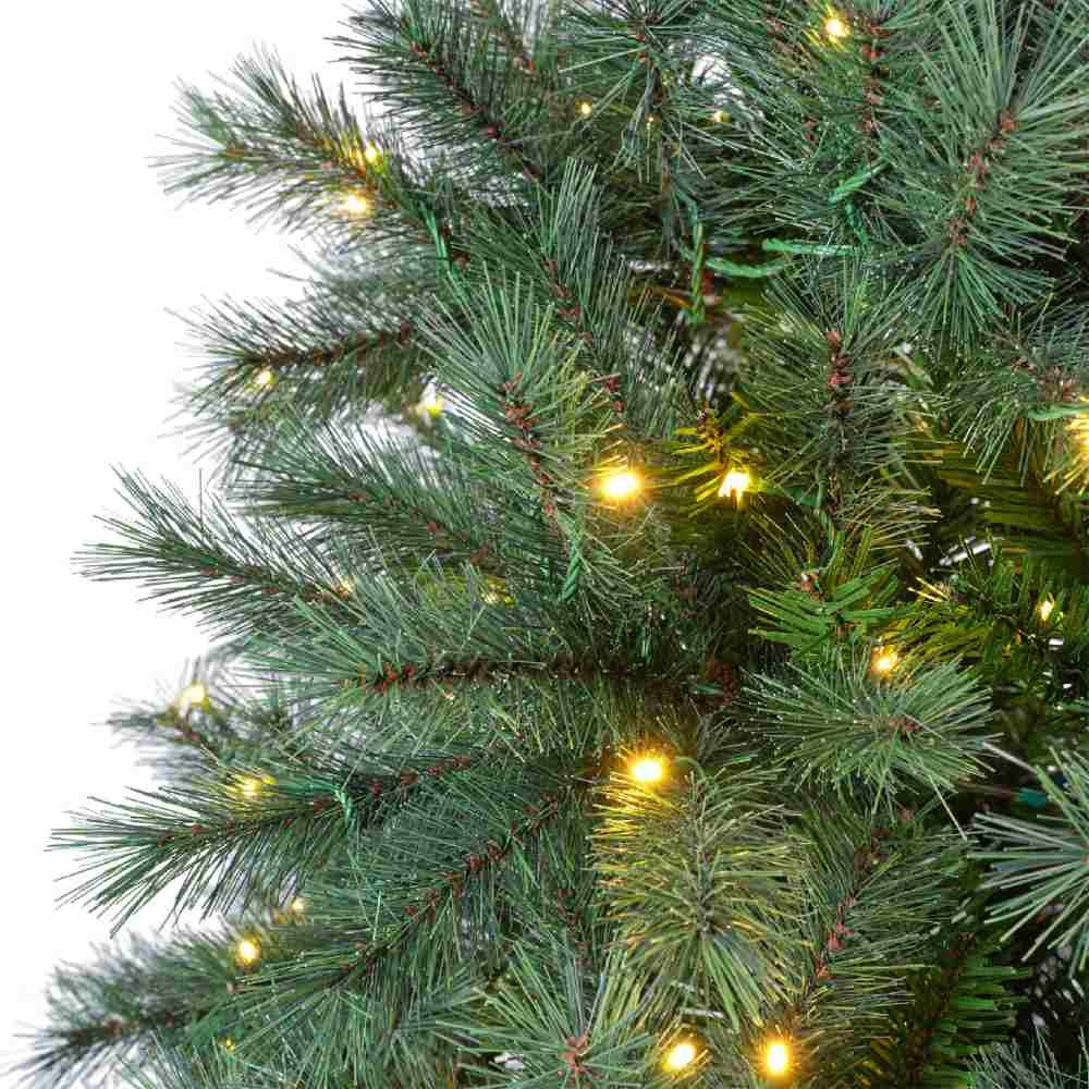 Canada Spruce kunstkerstboom 240xø150cm | groen | 520 LED lampjes
