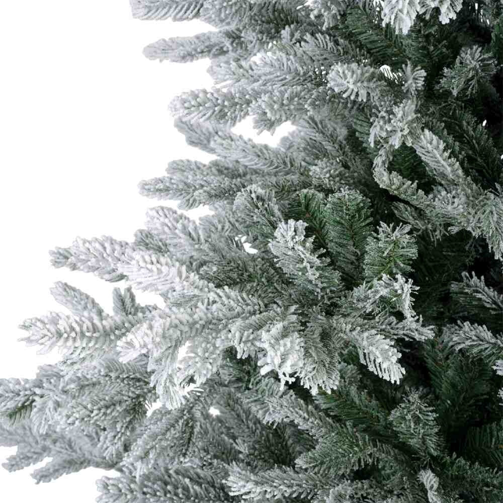 Grandis kunstkerstboom 450xø250cm | wit/met sneeuw