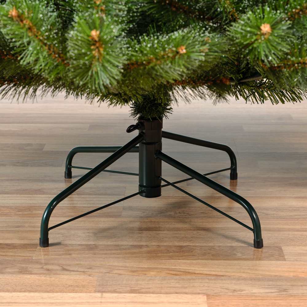 Malmö Frosted Spruce kunstkerstboom 150xø104cm | groen met bevroren details