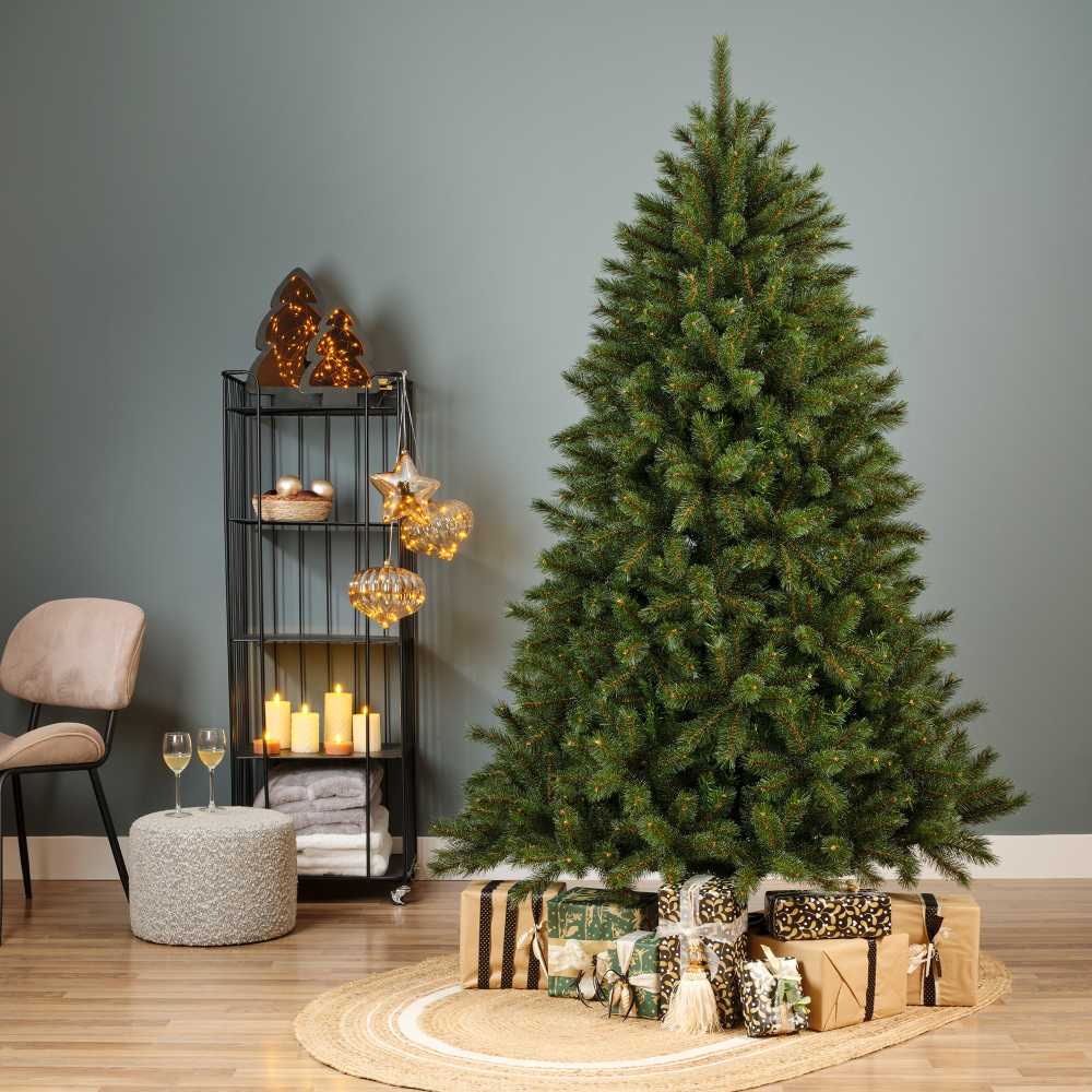 Malmö Frosted Spruce kunstkerstboom 150xø104cm | groen met bevroren details