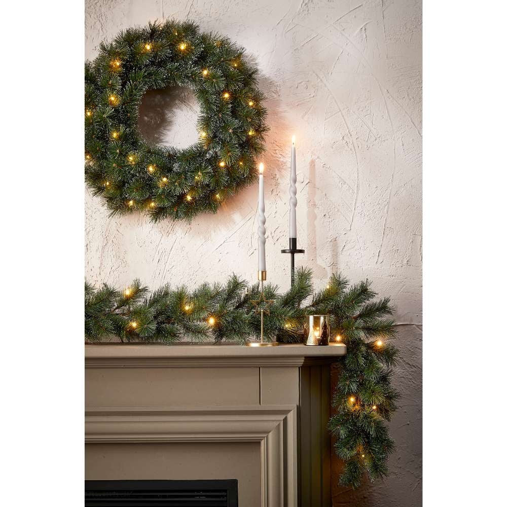 Glendon kerstkrans | groen met bevroren details & LED lampjes | 45cm