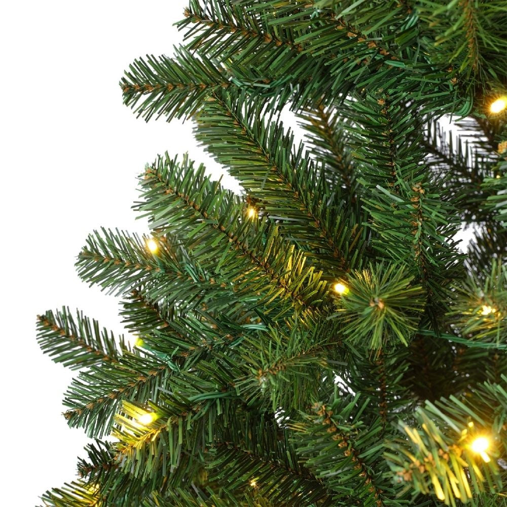 Monarch Pencil kunstkerstboom smal 240xø146cm | groen met 400 LED lampjes