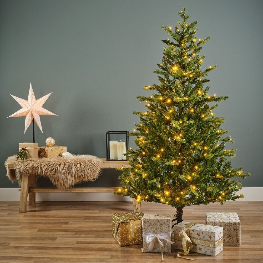 Allison Pine kunstkerstboom 180xø112cm | groen met 320 LED lampjes