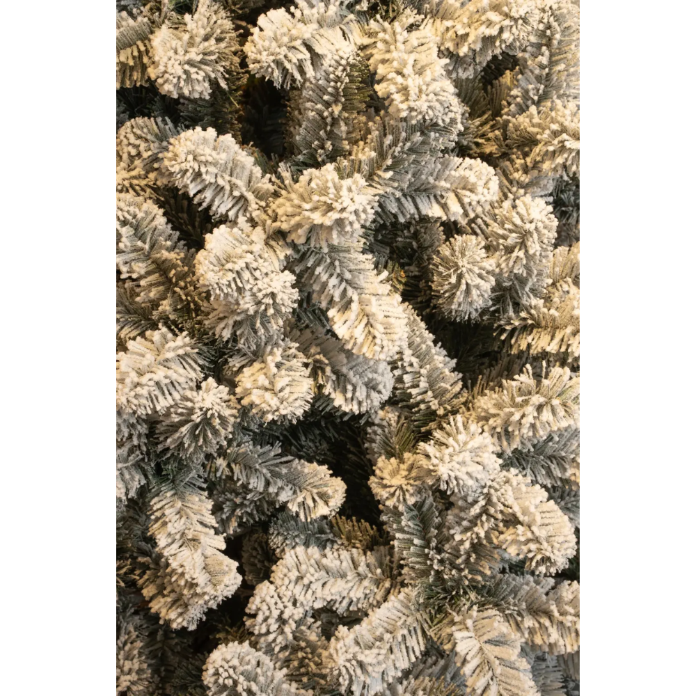 Charlton kunstkerstboom 185xø115cm | wit/met sneeuw